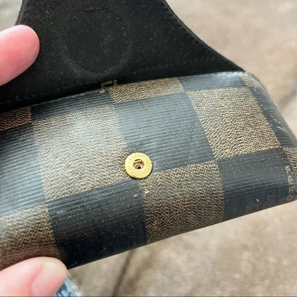 FENDI VTG Aviator Gold Rimmed Oval Logo Singlasses - Picture 14 of 14